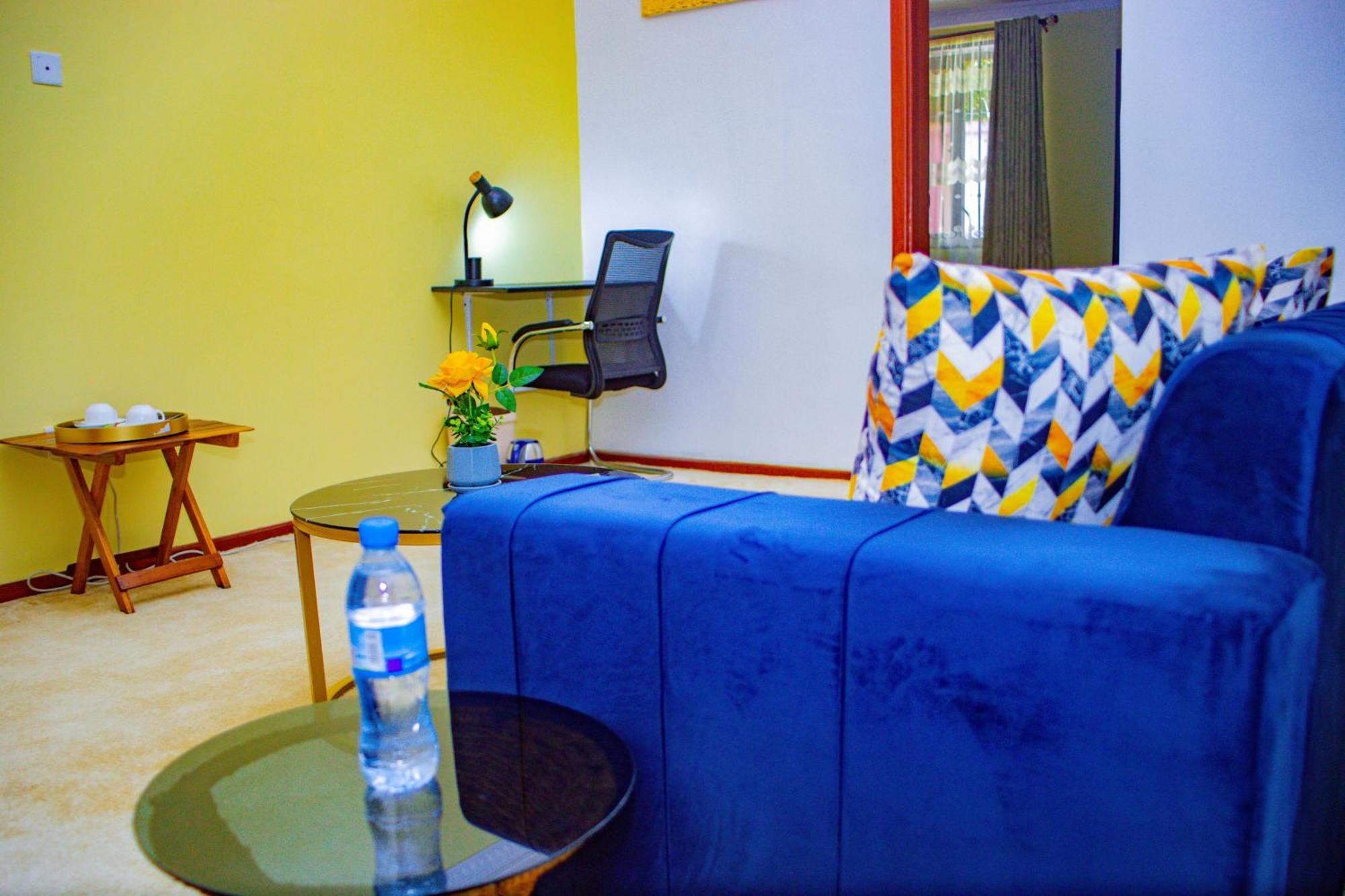 Divine Royal Residences Arusha Esterno foto