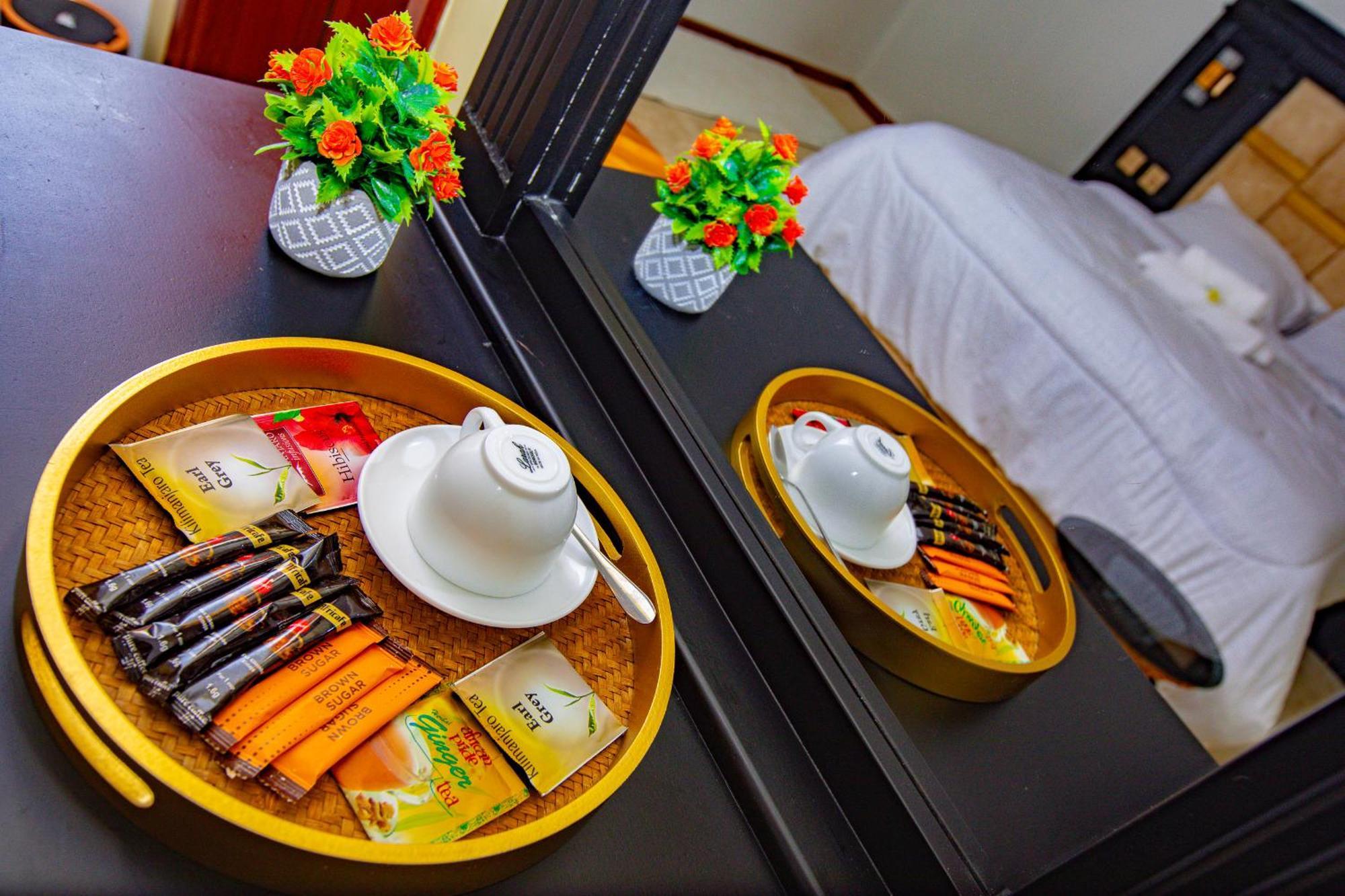 Divine Royal Residences Arusha Esterno foto